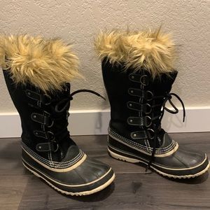 Sorel Joan Arctic Black Snow Boots Size 7